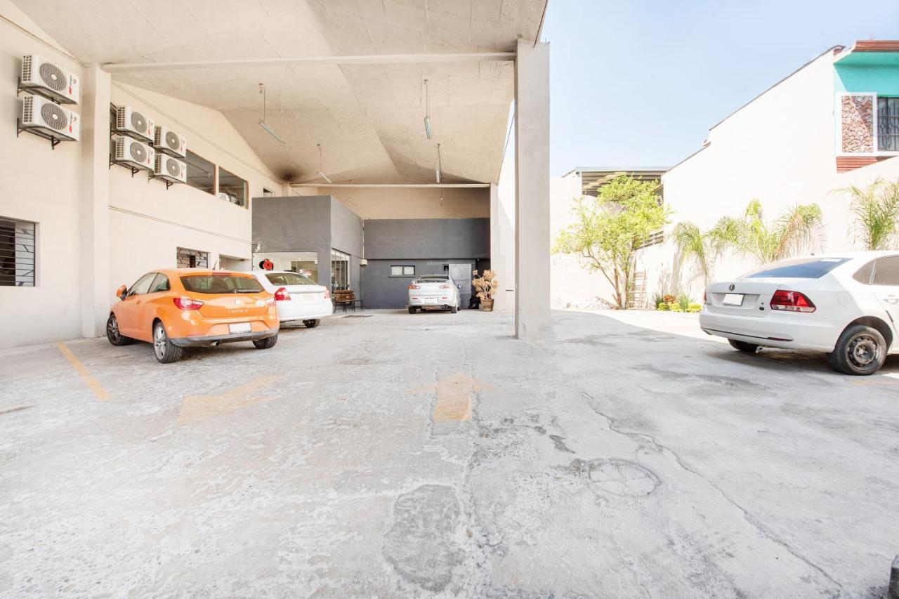 Hotel 202 Monterrey Ngoại thất bức ảnh