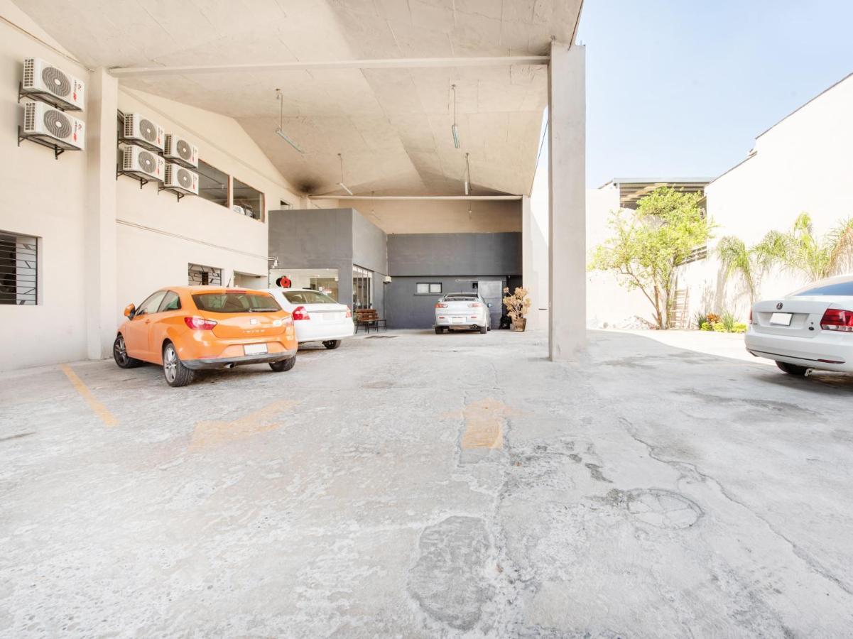 Hotel 202 Monterrey Ngoại thất bức ảnh